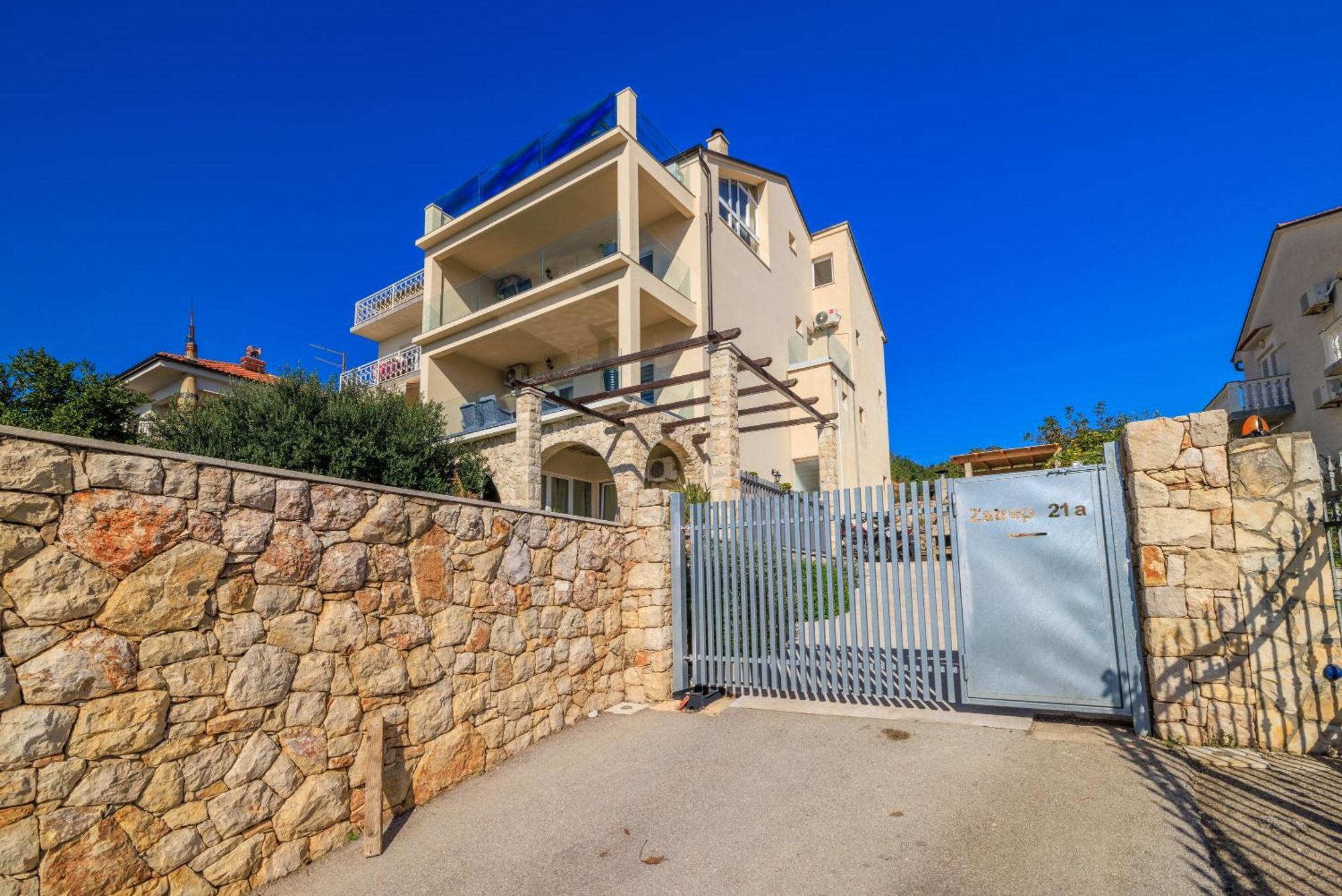 Apartmani Tijana Новий Винодольський Екстер'єр фото